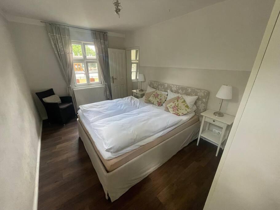 Ferienwohnung Im Landhaus Labes Neuglobsow Buitenkant foto
